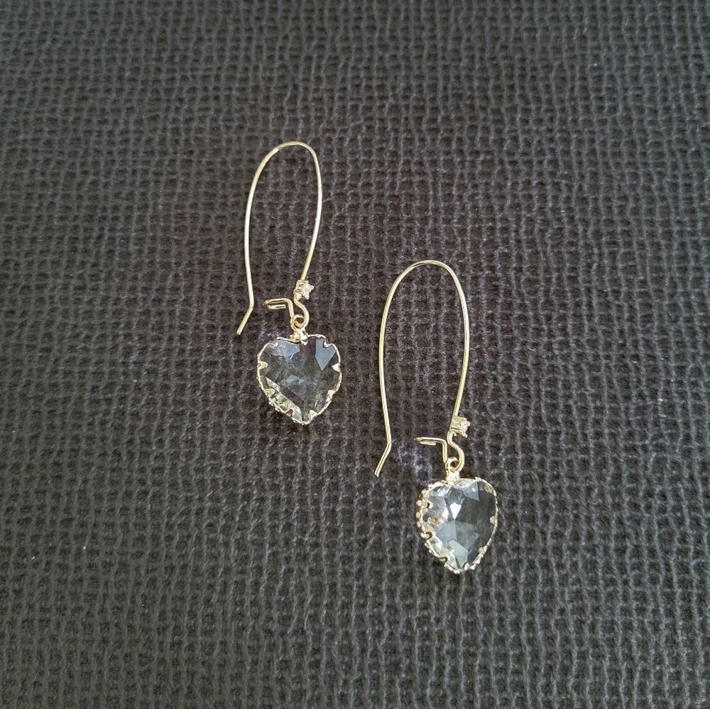bella jack Crystal💎 Heart♥️ Drop Earrings - Picture 13 of 16